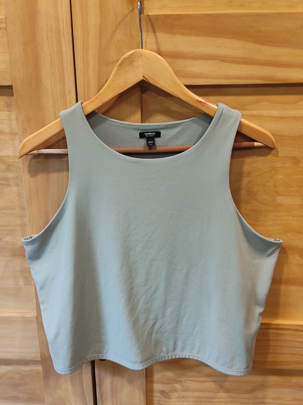 Express Body Contour Sage Sleeveless Cropped Boat Neck Tank Top | XL